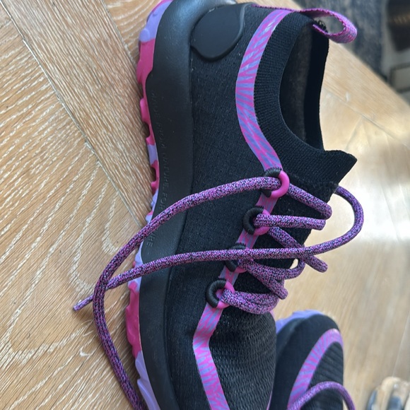 Allbirds Women's Trail Runners SWT - Picture 6 of 8